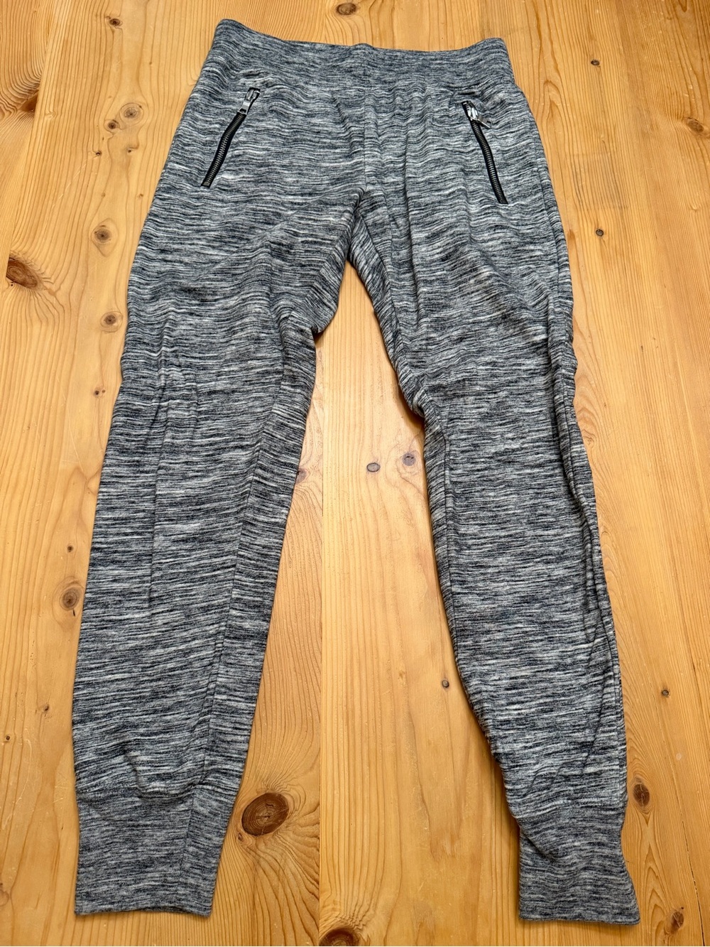 Gap Women’s Gray Elevated Jogger Pants